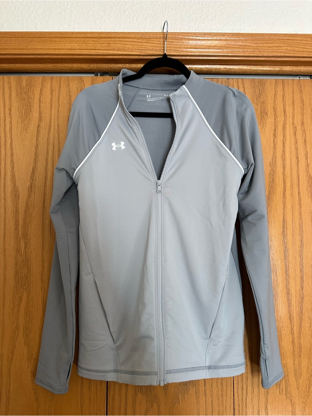 Women’s Under Armour Track Jacket Size Small